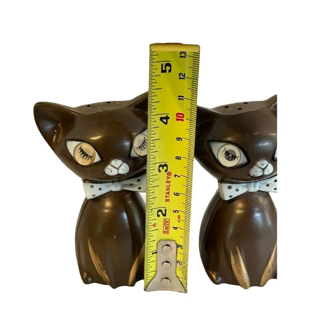 VINTAGE MCM WINKING GOOGLY EYES CATS SALT PEPPER SHAKERS BROWN‎ JAPAN 1960s